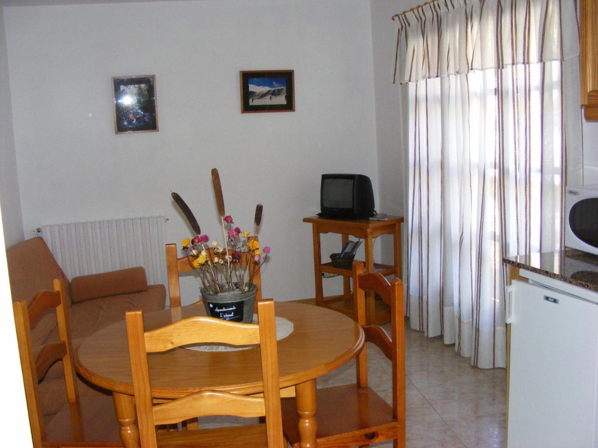 Apartaments L'Arrel 에스포트 외부 사진